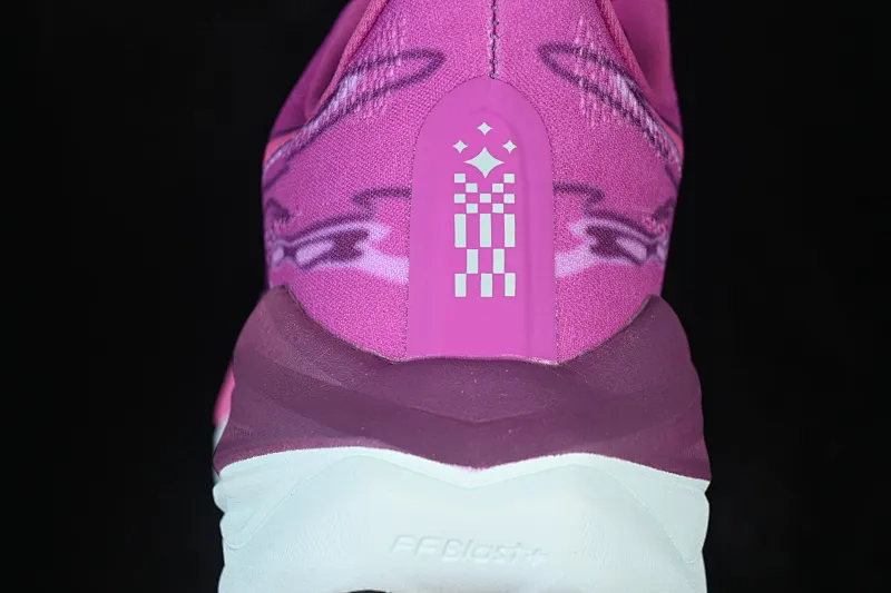 All categories Asics Asics series Asics Superblast 3 Asics Superblast 3 Asics comfortable and breathable sports running shoes 1013A186-209